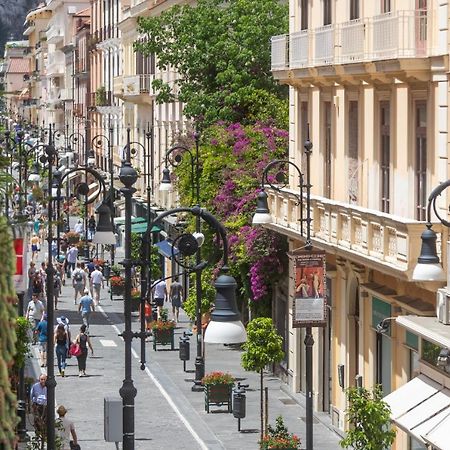 Comfy Apt 4 Sleeps Right In The Centre Sorrento Luaran gambar